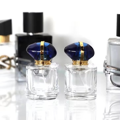 Vendita in grosso Bottiglia di profumo vuota a spray quadrato superiore per mate con imballaggio