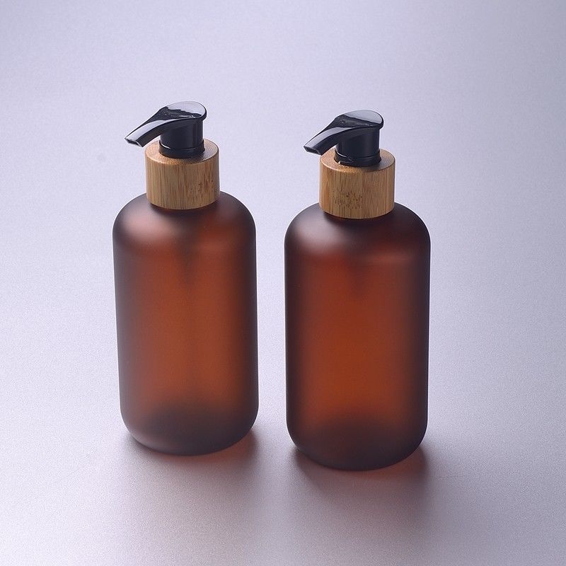 8oz ha glassato il ODM d'imballaggio cosmetico dell'ANIMALE DOMESTICO 250ml della bottiglia dei barattoli senz'aria UV cosmetici ambrati della protezione