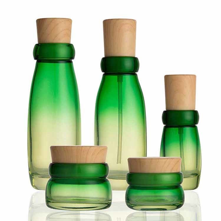 lo spruzzo cosmetico di vetro di Oz della lozione 4 del corpo delle bottiglie 32/400 di di vetro 40ml imbottiglia in serie